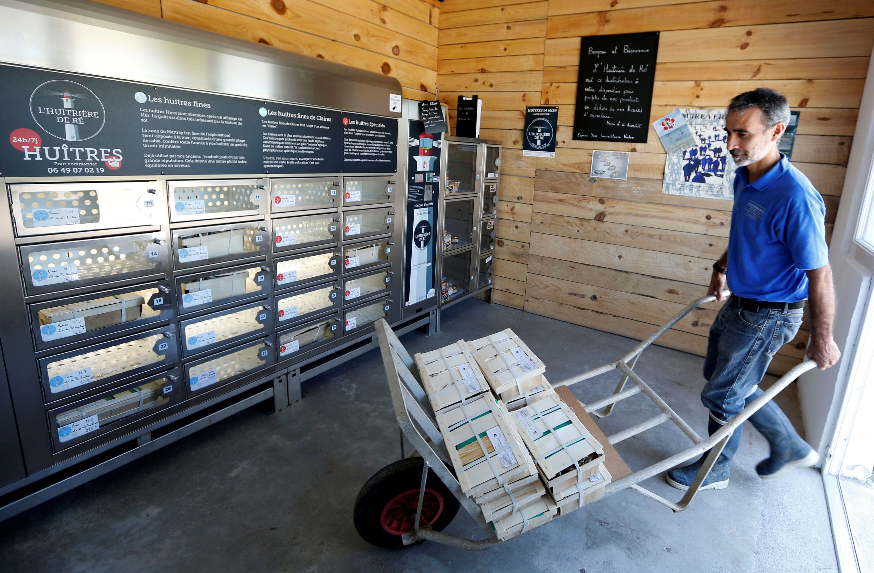 Vending deals machine france