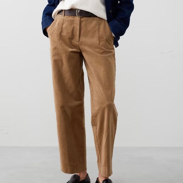 Banana Republic Factory Straight Mid-Rise Corduroy Pant
