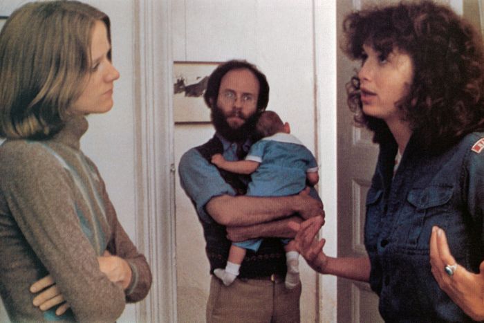 GIRLFRIENDS, from left: Claire Skinner, Bob Balaban, Melanie Mayron, 1978, © Warner Brothers/courtes