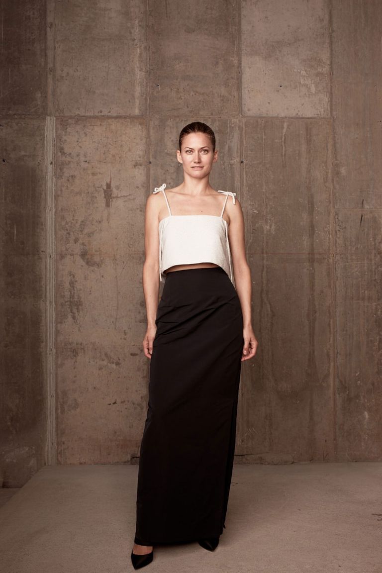 Rosie Assoulin’s Voluminous, Structured First Collection