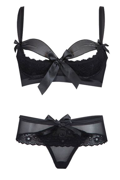 A Chic Tasteful Guide To Valentines Day Lingerie