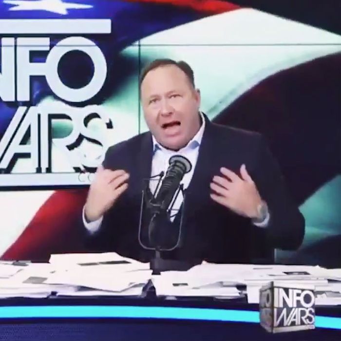 Alex Jones: Trump Has Called 3 Times in Recent Months