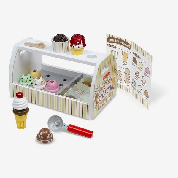 Melissa & Doug Scoop & Serve Ice Cream Counter