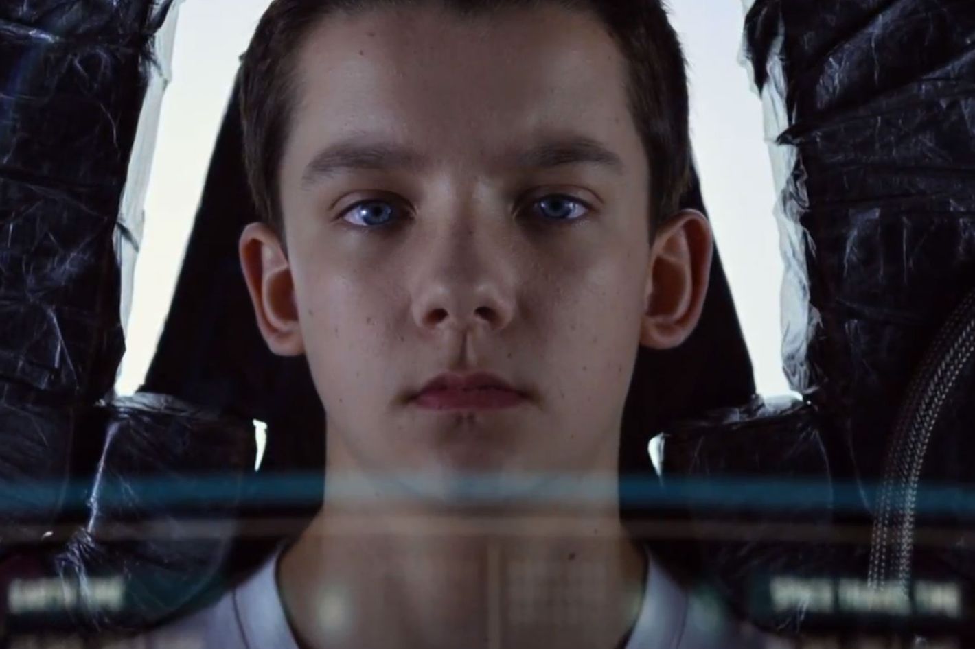  Ender's Game : Asa Butterfield, Harrison Ford, Hailee  Steinfeld, Gavin Hood, Ben Kingsley, Gavin Hood: Movies & TV