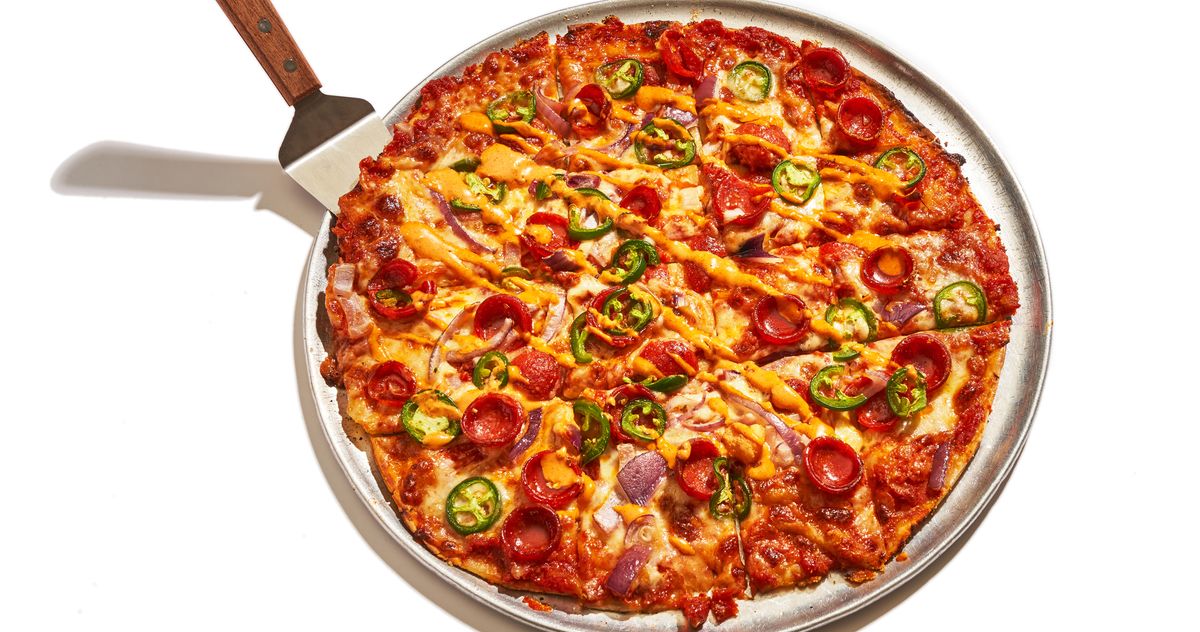 Emmett’s on Grove Opens As ‘Midwestern Tavern’