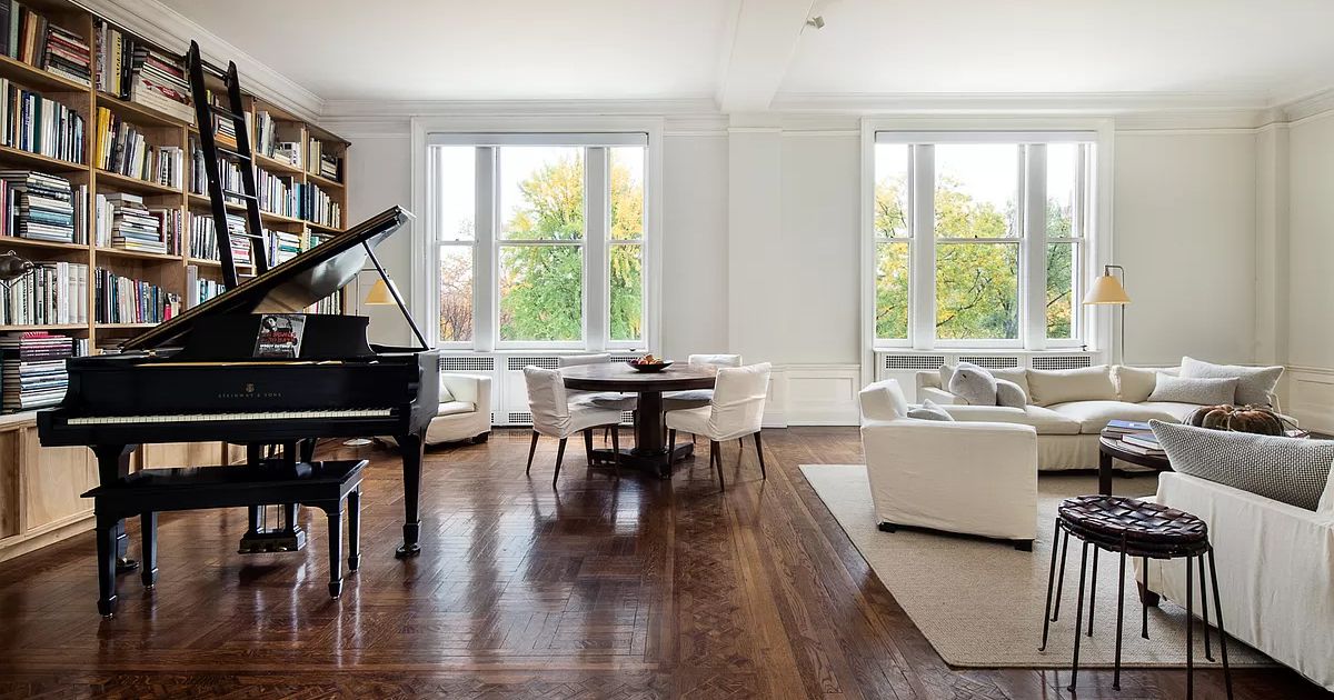Annie Leibovitz Sells Her Upper West Side Duplex for $10.6M - Vimarsana News