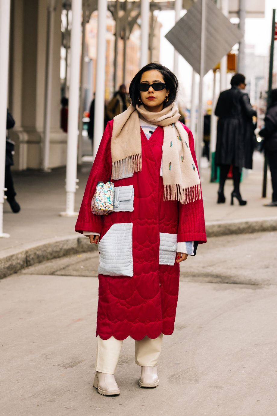 The Crossbody Bags That Have Taken Over Spring 2022 Fashion Month Street  Style - Special Madame Figaro Arabia