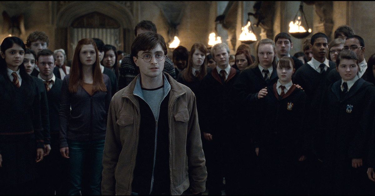 review-harry-potter-and-the-deathly-hallows-part-2-in-one-sentence-vulture