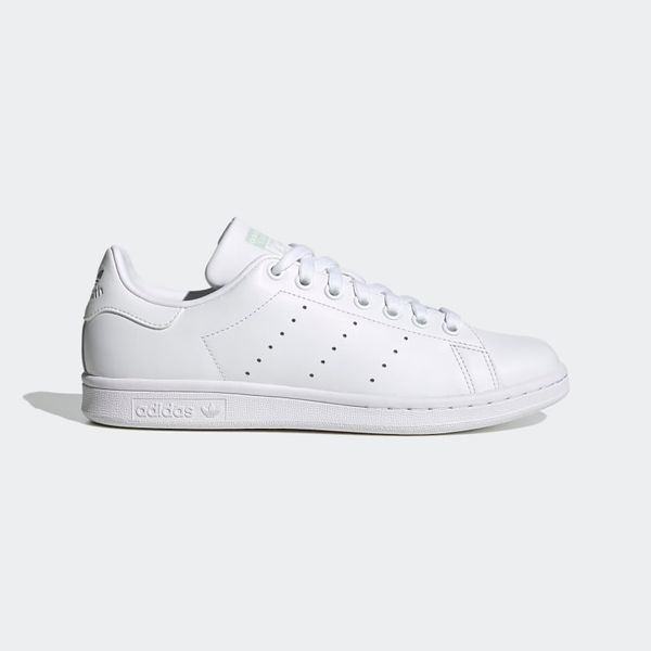 Adidas Stan Smith shoes 