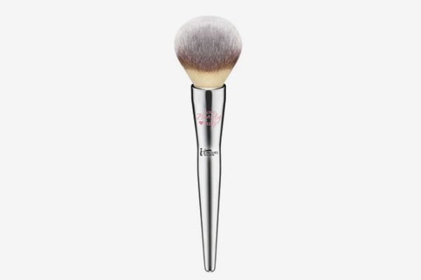 IT BRUSHES FOR ULTA Love Beauty Fully Complexion Powder Brush #225