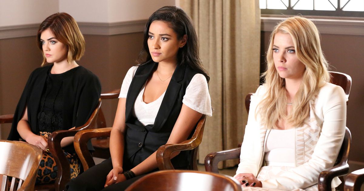 The Pretty Little Liars Might Stop Lying After Season 7