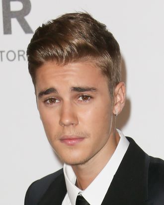 CAP D'ANTIBES, FRANCE - MAY 22: Justin Bieber attends amfAR's 21st Cinema Against AIDS Gala, Presented By WORLDVIEW, BOLD FILMS, And BVLGARI at the 67th Annual Cannes Film Festival on May 22, 2014 in Cap d'Antibes, France. (Photo by Tony Barson/FilmMagic)