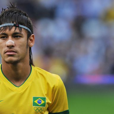 20 Hot Soccer Guys With Long Hair   984c9908792e6be5814adc459112454740 Men In Headbands 19.rsquare.w384 