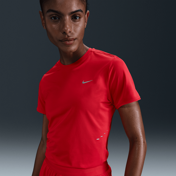 Nike Swift Women's Dri-FIT Short-Sleeve Running Top