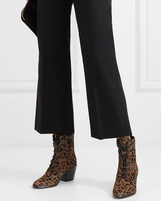 chelsea boots with cropped pants