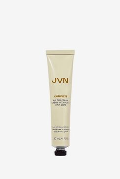 JVN Crema hidratante completa para peinar el cabello seco al aire