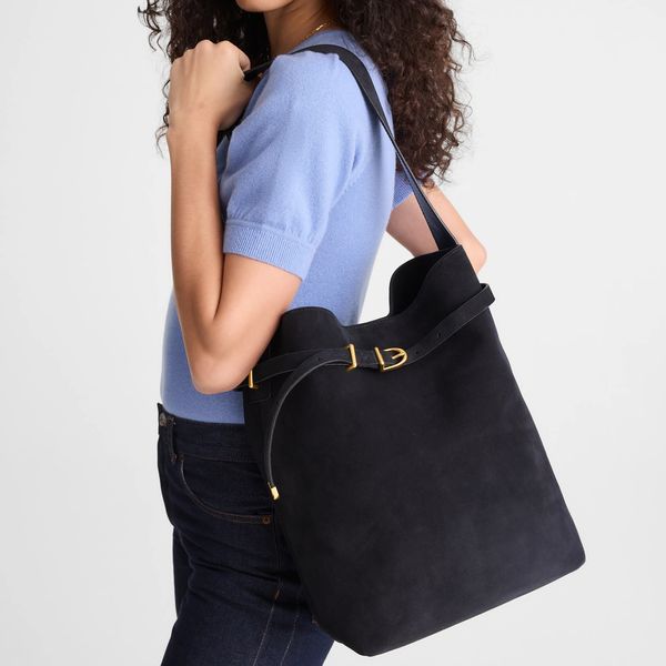 Madewell The Essential Belted Bucket Tote