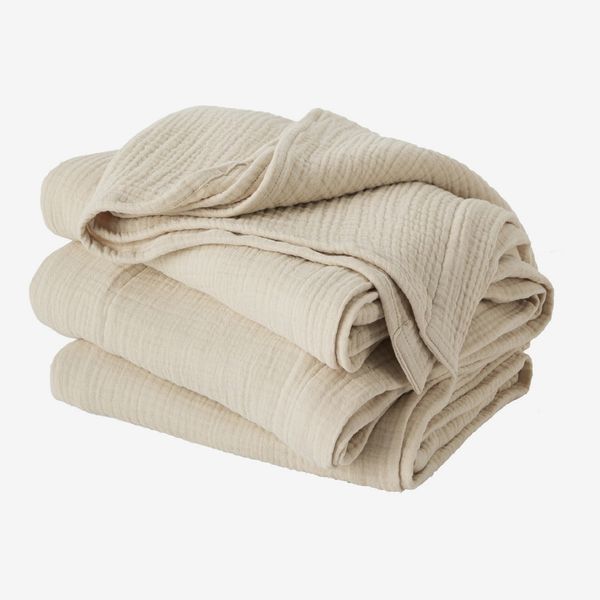 Bedsure Lightweight Muslin Blanket