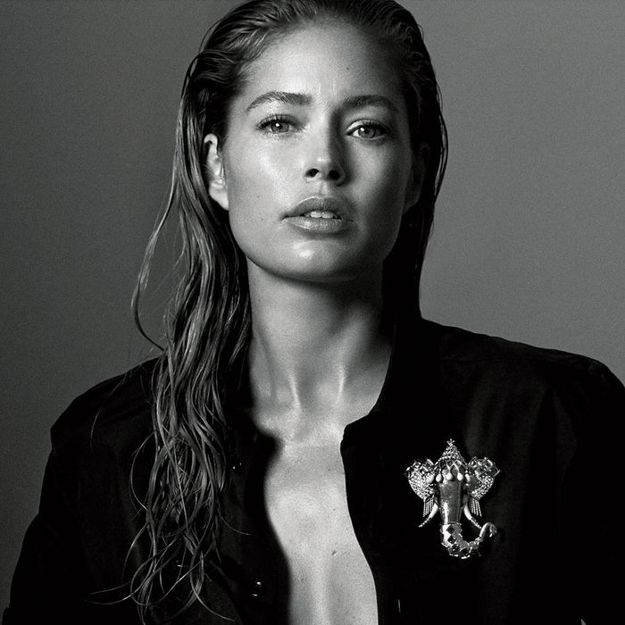 Doutzen Kroes And Tiffany Raise 1 5 Mil For The Elephants