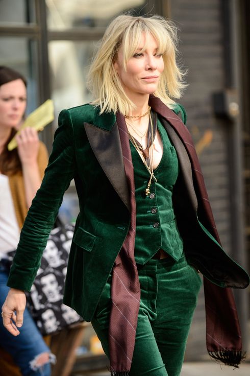 Here Are Sandra Bullock and Cate Blanchett on the Set of Ocean’s Eight ...