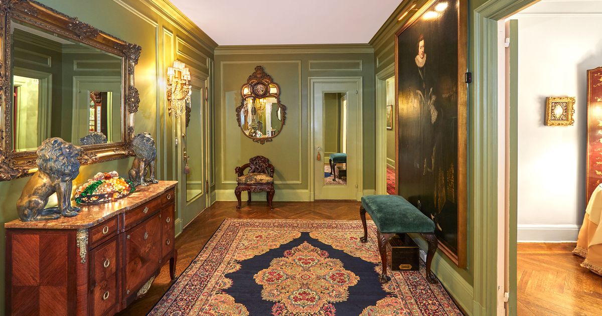 An Ornate Park Avenue Time Capsule Stuffed with Antiques - Vimarsana News