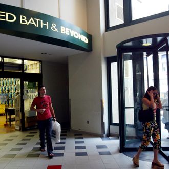The interior entrance of a Bed Bath & Beyond store
