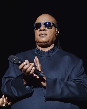 NEW YORK, NY - NOVEMBER 06: Singer/songwriter Stevie Wonder performs on the first night of his Songs In The Key Of Life Tour at Madison Square Garden on November 6, 2014 in New York City. (Photo by Mike Coppola/Getty Images)