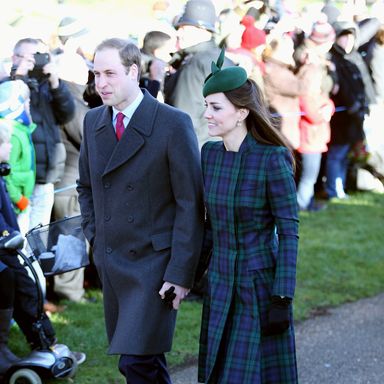 KING’S LYNN, ENGLAND - DECEMBER 25:  Prince William, Duke of Cambridge and Catherine, Duchess of Cambridge arrive for the Christmas Day service at Sandringham on December 25, 2013 in King’s Lynn, England.  (Photo by Chris Jackson/Getty Images)