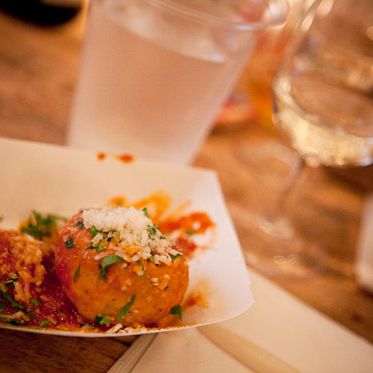 再来点鸡肉肉丸。