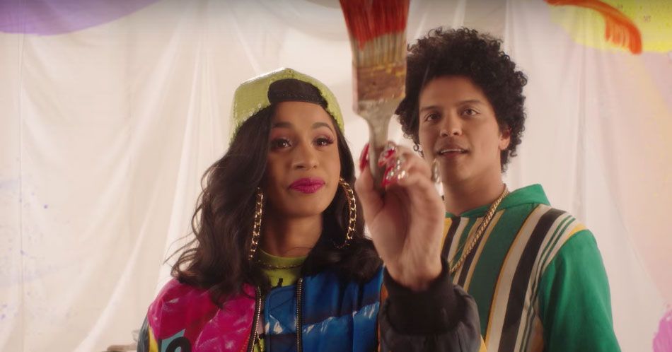 Cardi B 在多種方面非常適合 Bruno Mars 的“Finesse”視頻