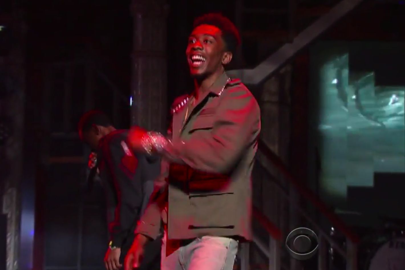 Breaking Down Desiigner's Performance of 'Panda' (and the Crowd's Reaction)  on Colbert Last Night