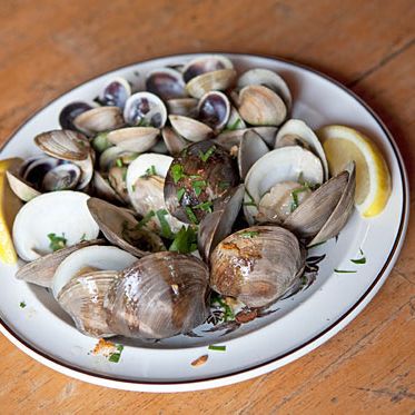 蒜蓉黄油烤小颈蛤