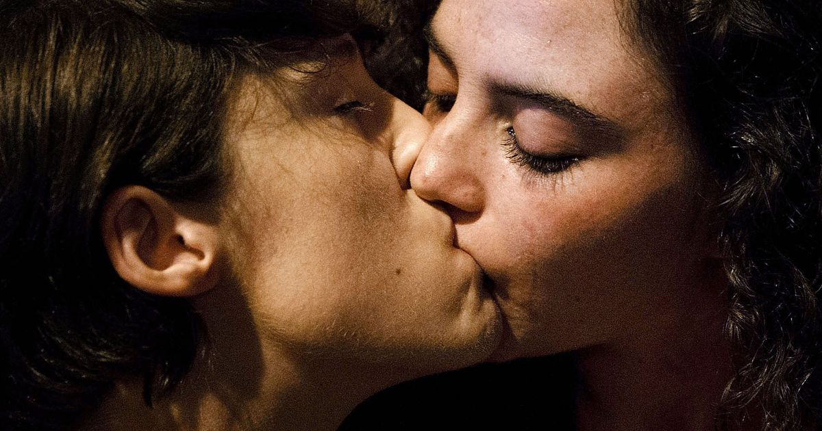 What Can Lesbians Teach Us About Female Libido? 