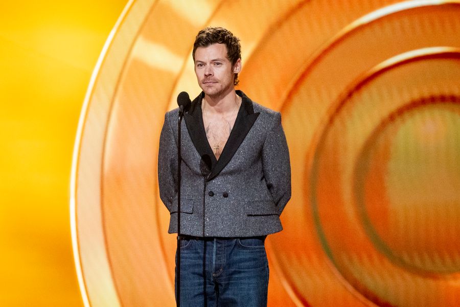 All the <em>Saturday Night Live</em> Season 51 Hosts and Musical Guests