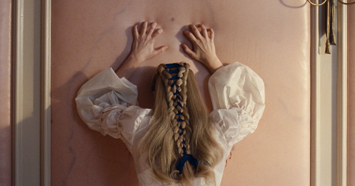 Sorry, But These Wuthering Heights Trailers Rule