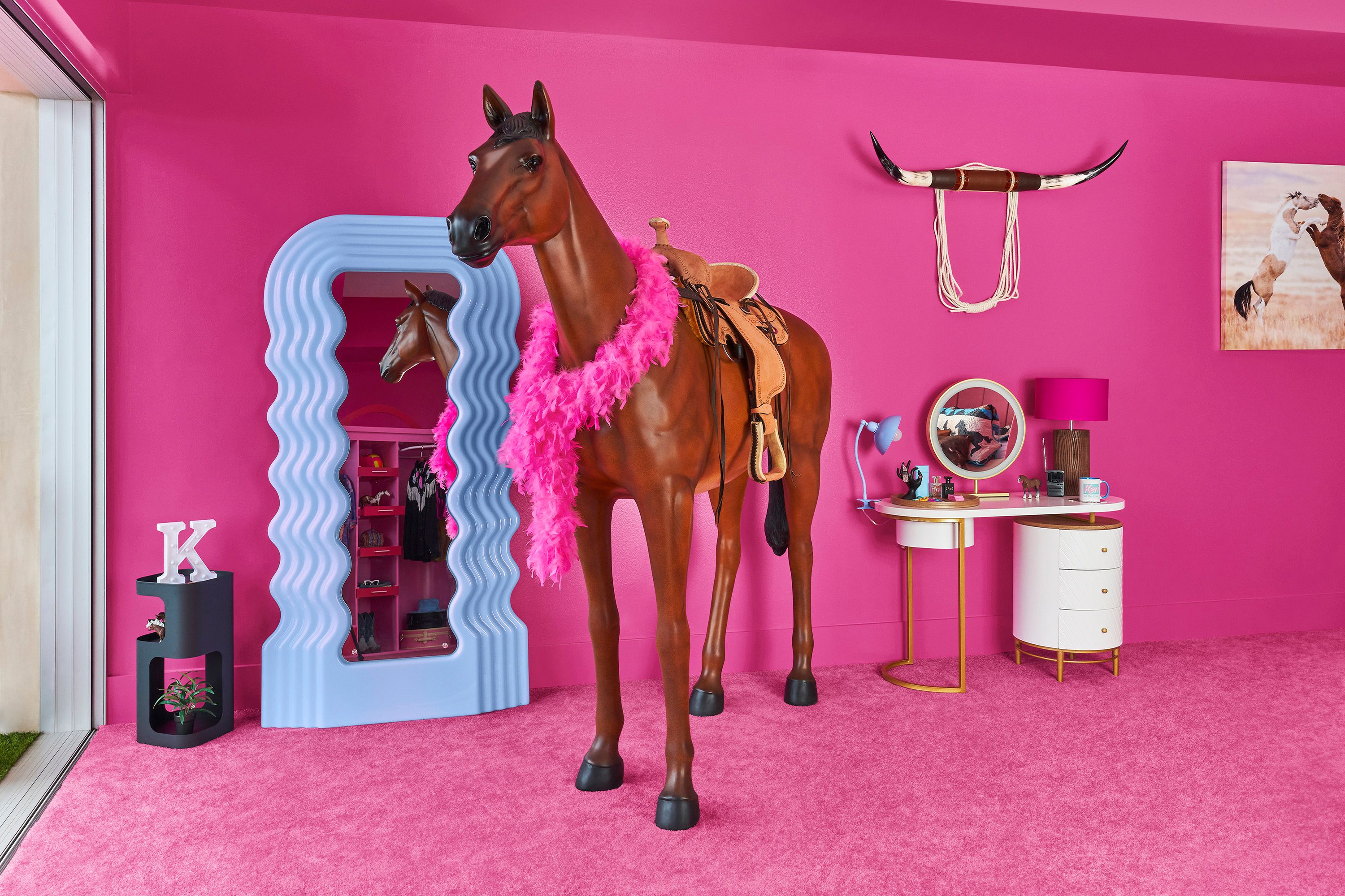 Airbnb Barbie Dreamhouse: Ken's Closet, Airbnb Brought Barbie's Malibu  Dreamhouse to Life — Here's How to Book
