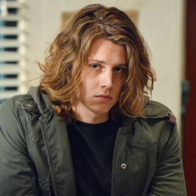 Why Is This Actor Playing the Same Character on Finding Carter and The ...