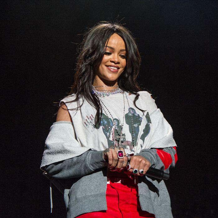 Rihanna has all the munchies.