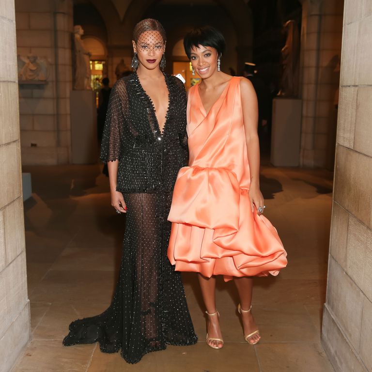 The Complete Photo Timeline of the Night Solange Attacked Jay Z in ...