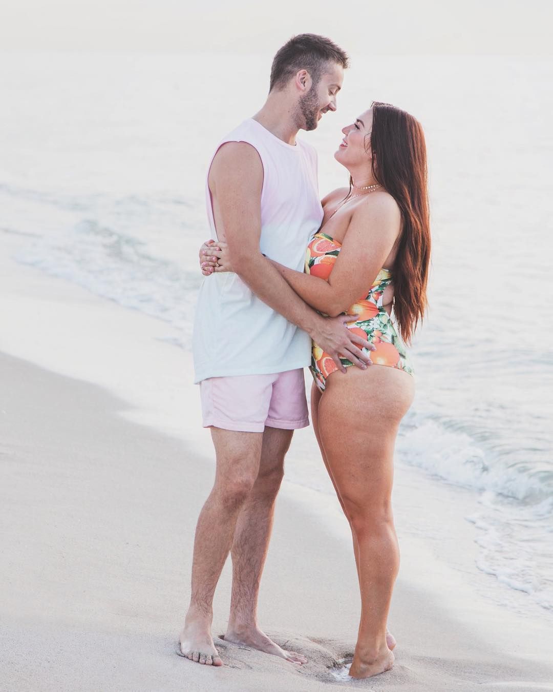 Curvy Wife Guy Robbie Tripp Dragged For photo