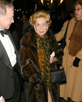 Brooke Astor arrives at the play opening of 'I Am My Own Wife' December 3, 2003 in New York City.