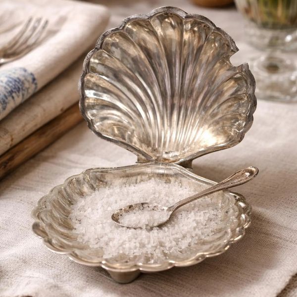 Vintage EPNS Silver-plated Shell Dish