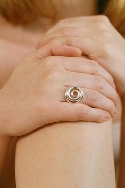 Saphir Bachar Whorl Ring