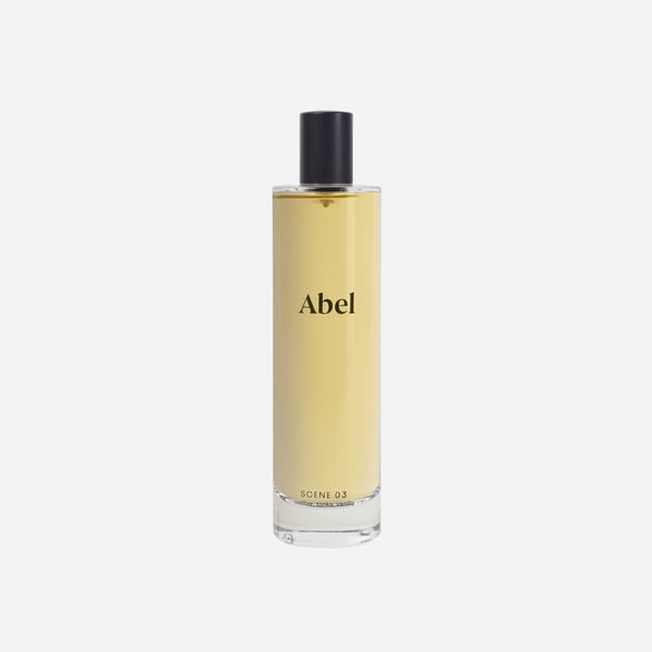 Abel Room Spray Scene 03