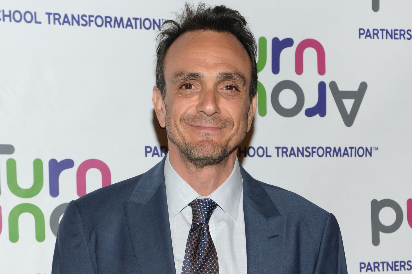 Hank Azaria on Playing a Non-Simpsons Creep on Ray Donovan