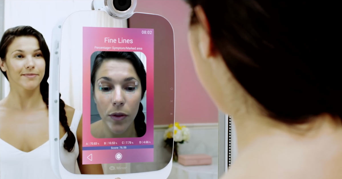 This Smart Mirror Analyzes and Grades Your Complexion