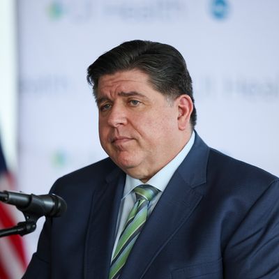 US-NEWS-ILL-PHARMACY-BENEFIT-MANAGERS-REFORM-3-TB