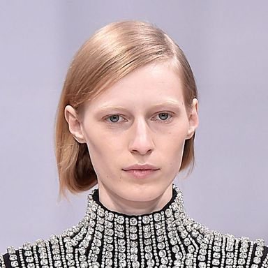 Meet the New ‘No Hairstyle’ Hairstyle