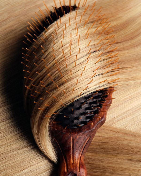 The Japanese Hairbrush Stylists Prefer to Mason Pearson | The