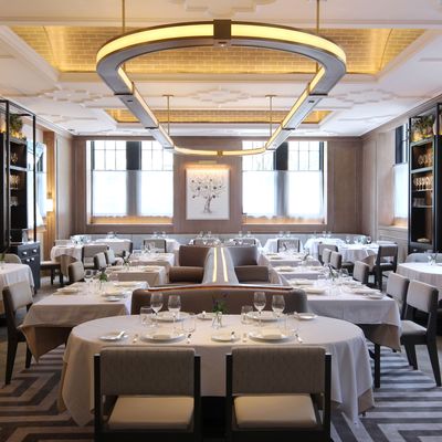 Vaucluse, the restaurant that Pete Wells recently awarded one star.